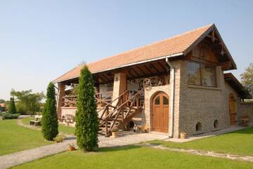 Фотографии Гостевой дом Schwabenhaus г. Şandra (Румыния) №1 Фото Гостевой дом Schwabenhaus г. Şandra 1